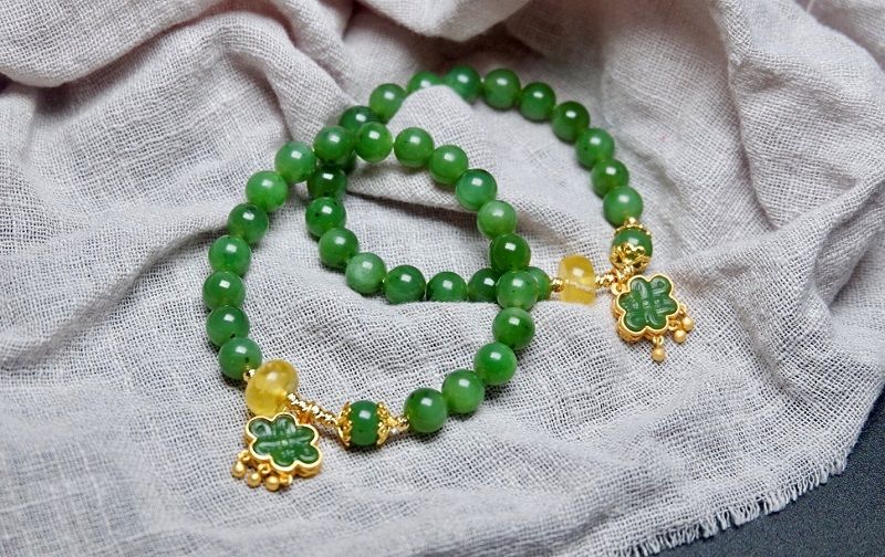 vong_tay_ngoc_bich_canada